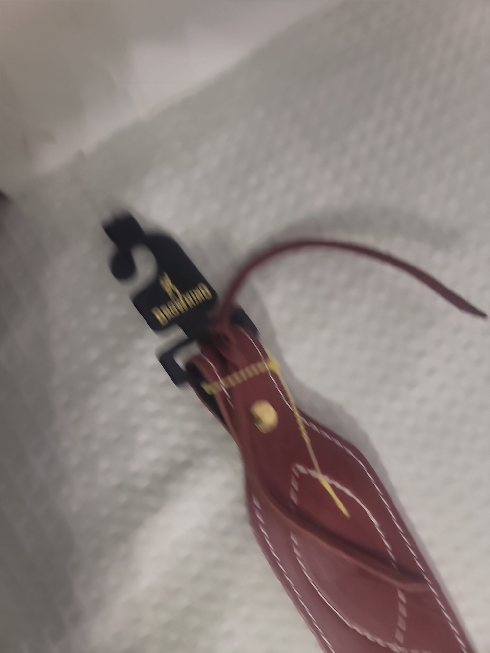 Browning Maroon Leather Rifle Sling with White Contrast Stitching - Picture 4 of 9